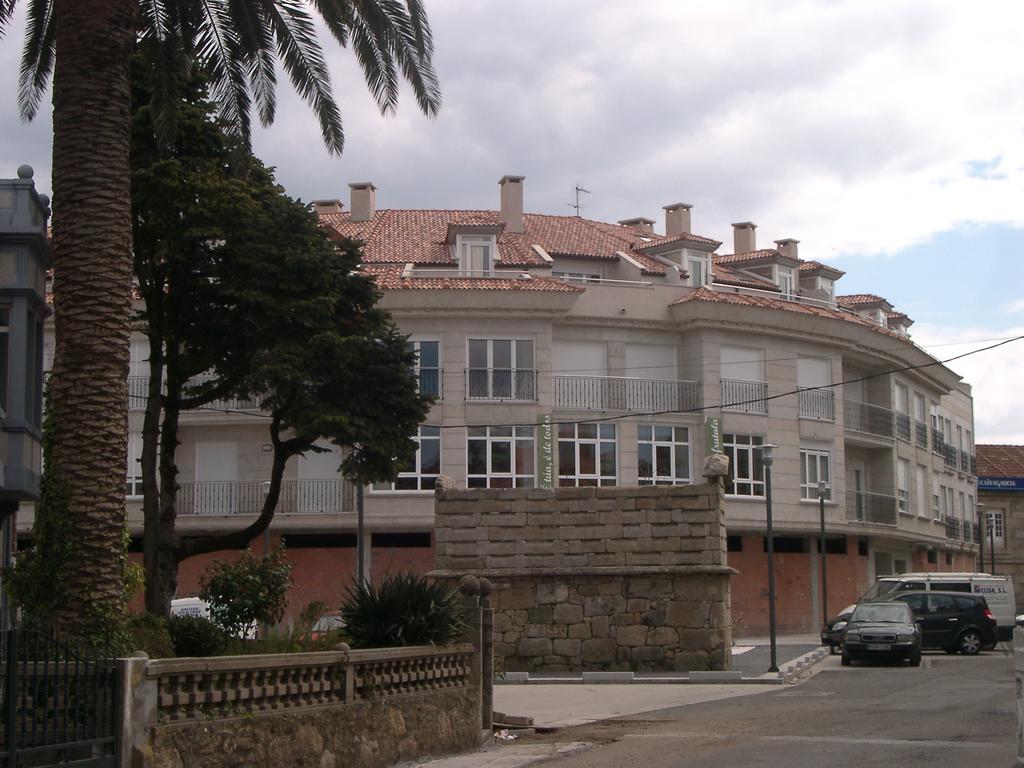 Apartamentos Illa Isla de Arosa Exterior photo